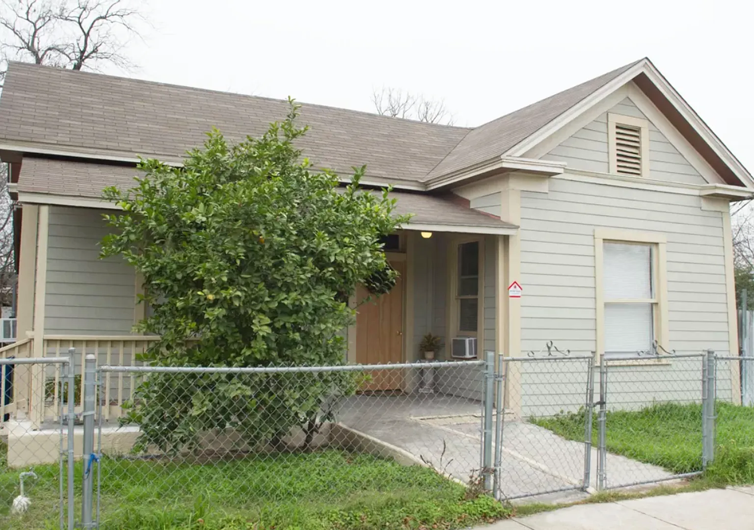 721 S Pine St — Photo 1