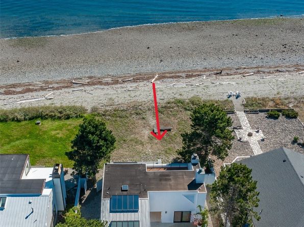 1613 Edwards Drive, Point Roberts, WA 98281
