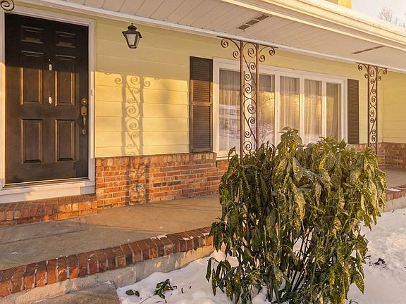 2nd image of 62 Tindall Rd