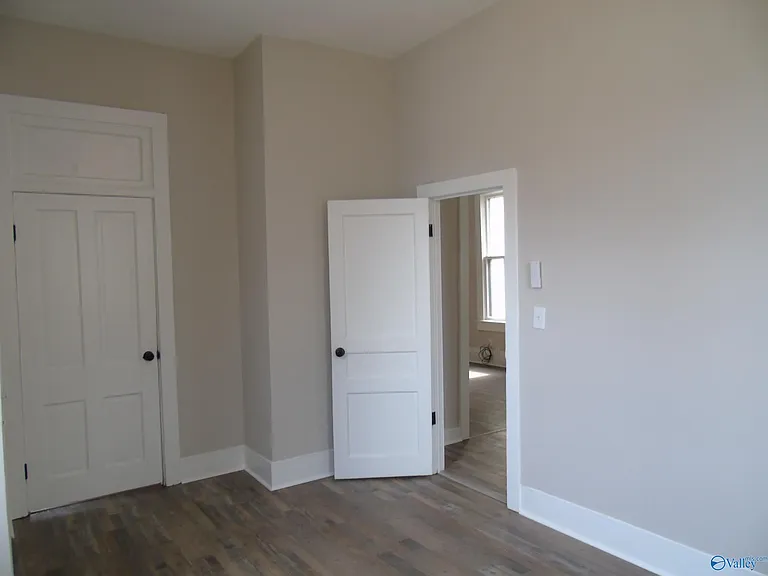 711 Cross St NW — Photo 6