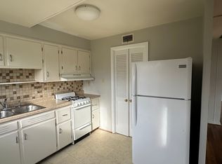 1706 Washington St, Columbus, IN 47201