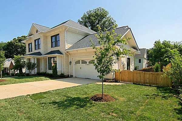 1st image of 2915 John Marshall Dr