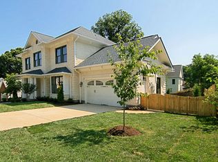 2915 John Marshall Dr, Arlington, VA 22207