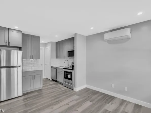1300 Fulton St #1, Rahway, NJ 07065