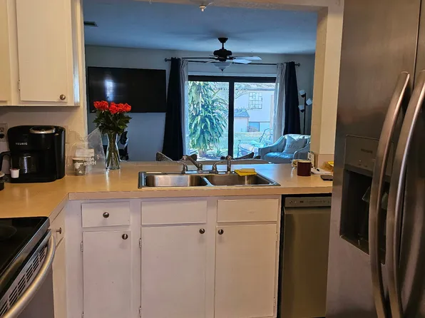 4202 Brigadoon Cir, Clearwater, FL 33759