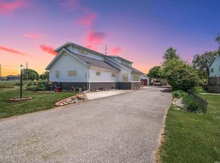 609 Old Brick Rd, Auburn, IN 46706