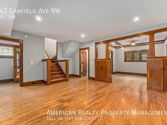 5th image of 142 Garfield Ave NW
