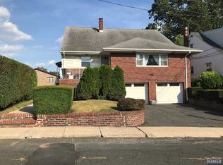 1108 Harvard Pl, Fort Lee, NJ 07024