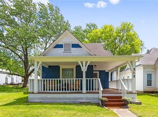 515 N Oak St, Ottawa, KS 66067