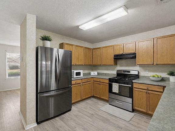 3rd image of 12332 Foothill Ln