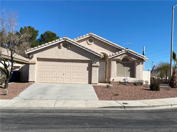 220 Sandpiper Village Way, Henderson, NV 89012