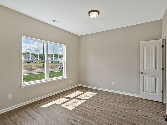 3rd image of 207 Hannah Lee Hl Lot 4