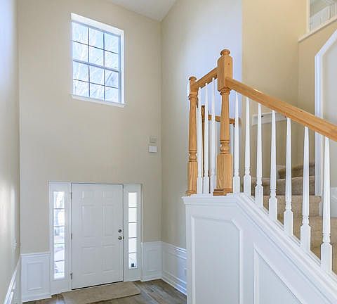 2nd image of 11109 Castlemain Cir S