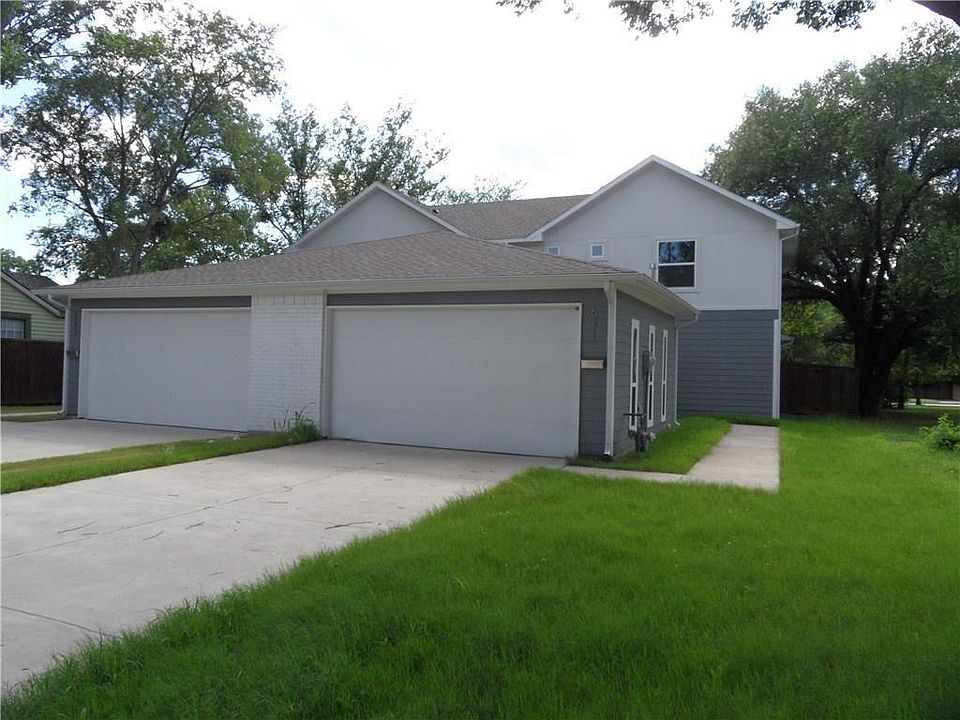 1st image of 621 Knight Ln