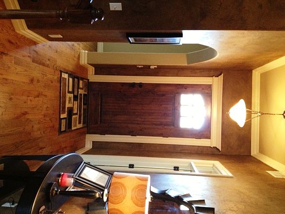 11 Foot Ceiling in Entry