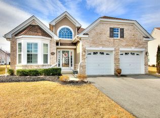 16 Moonlight Dr, Barnegat, NJ 08005