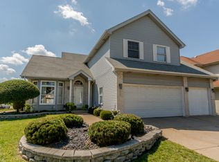8542 S Sawyer Ave, Chicago, IL 60652