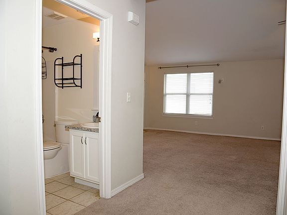 5th image of 114 Quince Ave