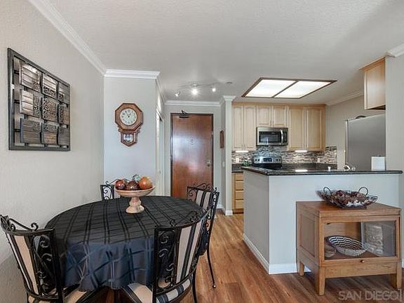 3rd image of 850 State St Unit 425
