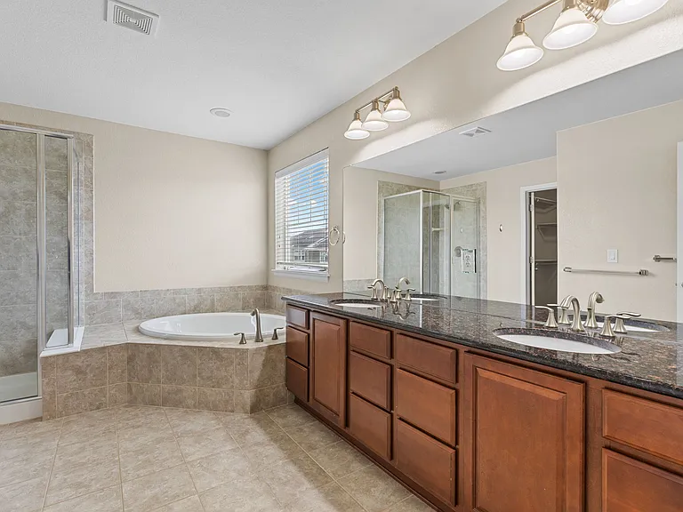 22898 E Saratoga Pl — Photo 31