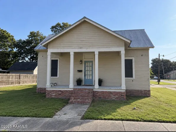 511 3rd St, Rayne, LA 70578