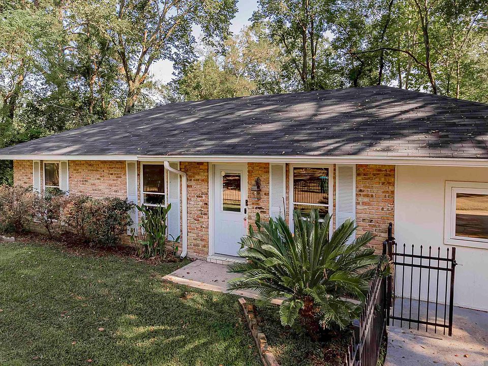 219 Hazelnut St, Denham Springs, LA 70726 | Zillow