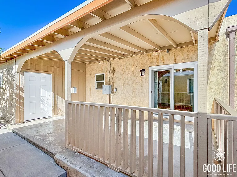 zIsla Vista Dr — Photo 28