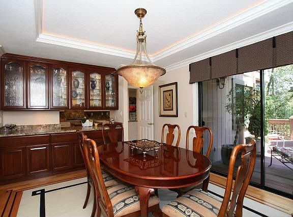 4th image of 5944 Jenny Lind Ct