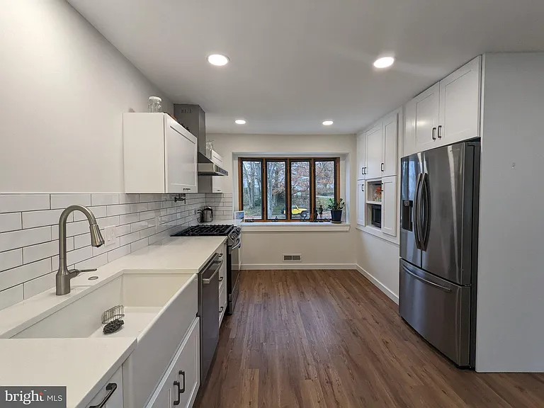 26 Forest Hill Dr — Photo 6