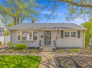 239 S Oakland Grv, Elmhurst, IL