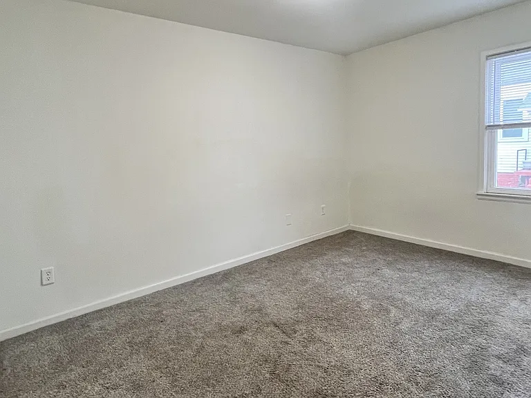 183 Campbell St #100 — Photo 5