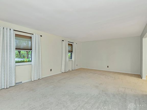 5th image of 505 Glenview Dr
