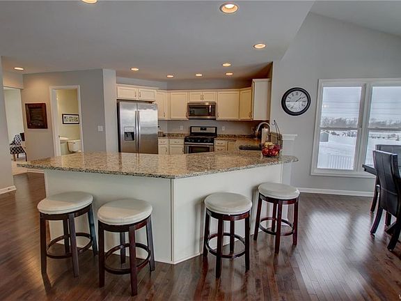 5th image of 10 Vista Ct