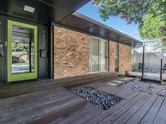 3rd image of 7428 Walling Ln