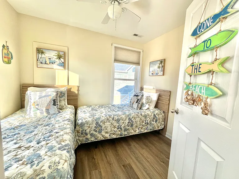 3290 Seaview Rd — Photo 9