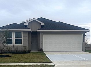 3325 Mallard Lake Dr, Orange, TX 77632