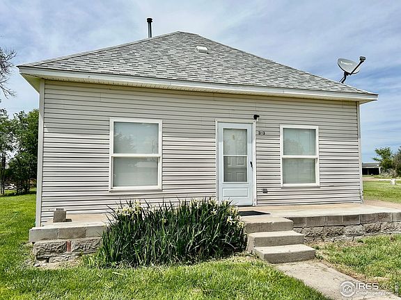 5th image of 303 W Logan Ave