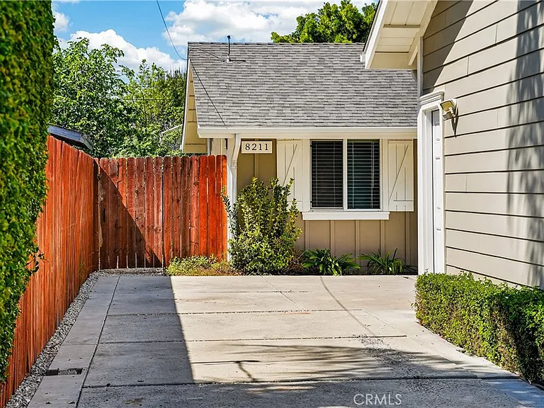 8211 Quartz Ave — Photo 33