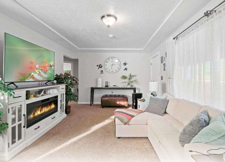 1st image of 12437 SW Hall Blvd APT 3