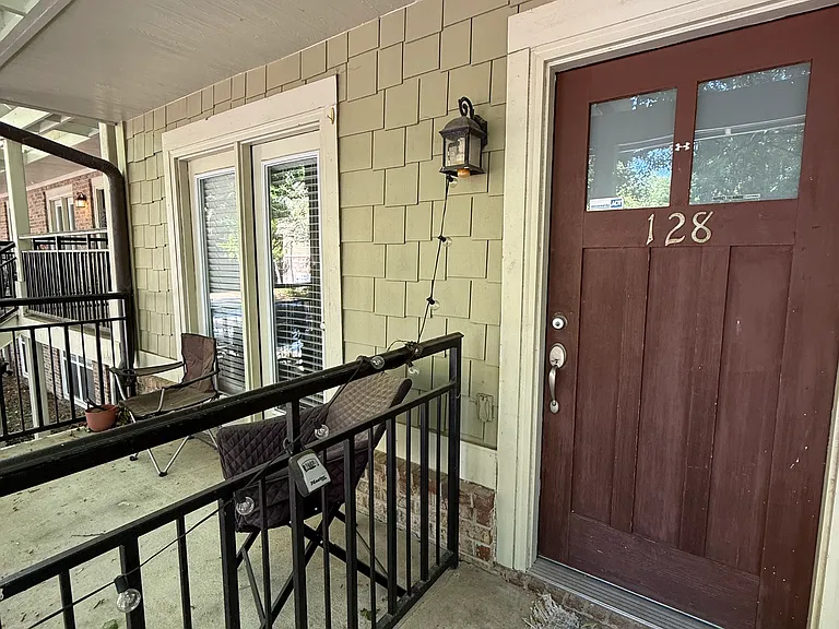 660 Barnett Shoals Rd #128 — Photo 2