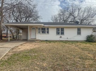 808 B St SE, Ardmore, OK 73401