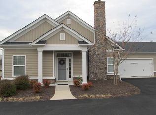 253 Pumpkin Pl, North Chesterfield, VA 23236