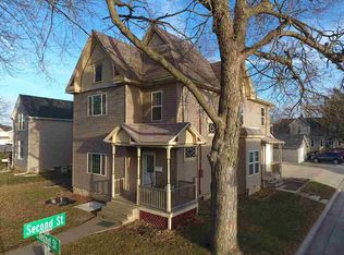 506 Chestnut St, La Porte City, IA 50651