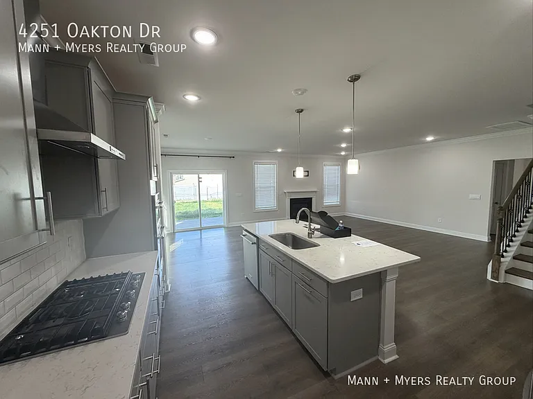 4251 Oakton Dr — Photo 53