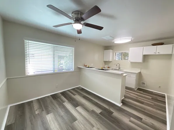 2254 W Colchester Dr, Anaheim, CA 92804