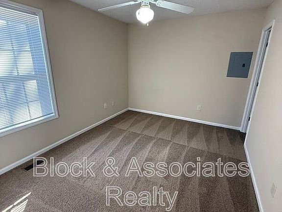 5th image of 1831 Saddlewood Ct #A