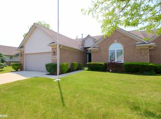 34822 Quail Trl, Richmond, MI