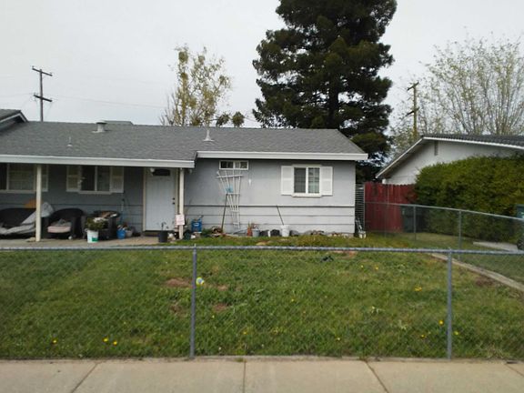 3rd image of 1585 Catalpa St