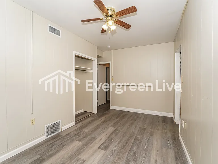 314 Merriman Rd — Photo 6