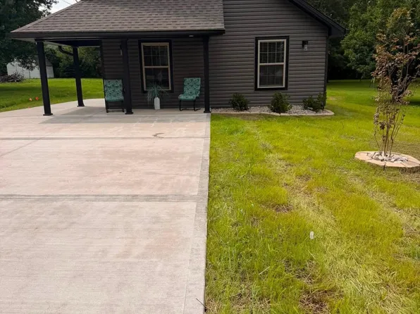 715 Bratcher Ln, Berea, KY 40403